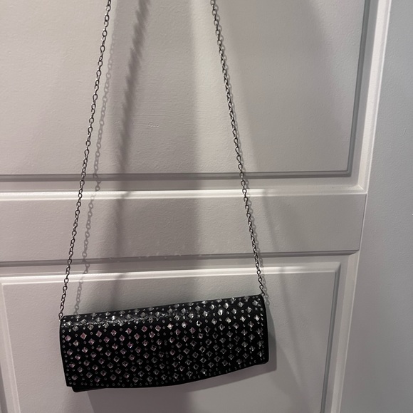 Elegant Black Clutch with Chain Strap - Picture 1 of 3